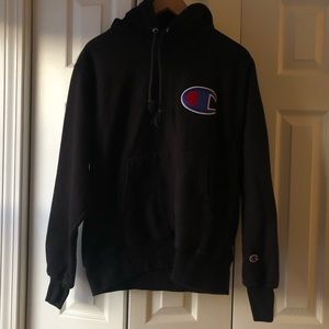 black champion hoodie